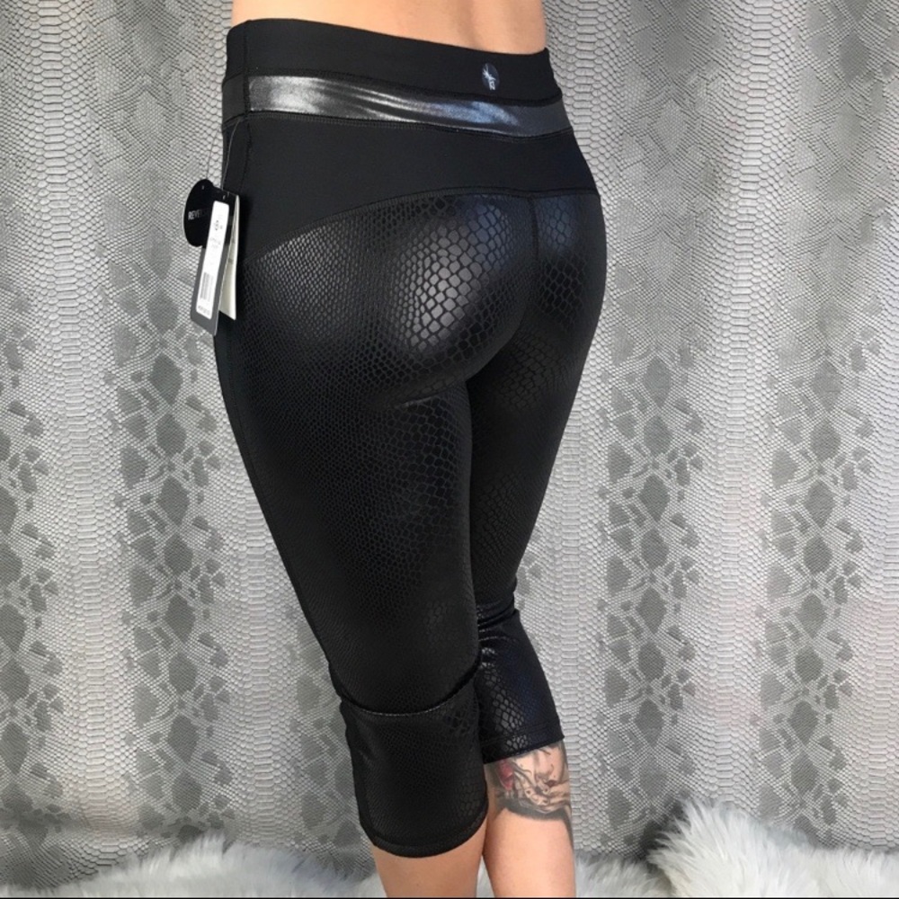 Black Snake Skin Croc Reversible Capri